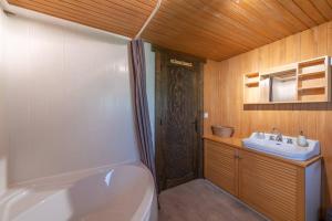 Chalets Agreable chalet cocooning en lisiere de foret : photos des chambres