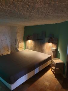 Maisons de vacances Gite troglodyte Les Iris : photos des chambres