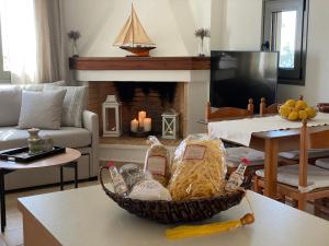 Horizon Villa Mani - Seaview Family Friendly House