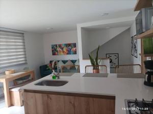 Apto Nuevo, Tranquilo,Bonito,5 min Plaza Principal