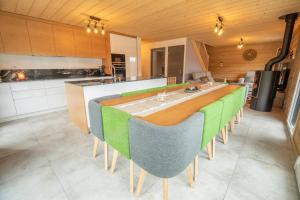 Chalets L'oree des bois, SPA et Sauna : photos des chambres