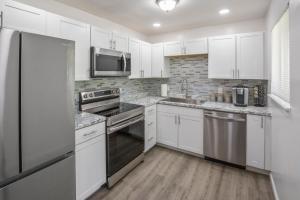 Four Bedroom Home Near Hartsfield Jackson Airport