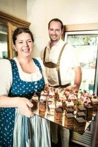 毛特纳可晨沃特宾馆 - 德意志兰茨贝格