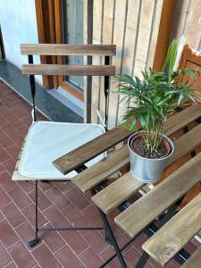 Casa Gianduia davanti al Grattacielo