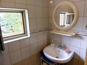 Apartments with a parking space Novi Vinodolski - 5482