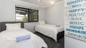 Family Holiday Home At Sandstone Point