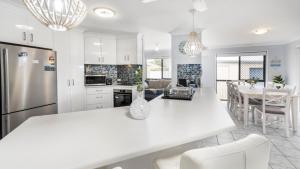 Family Holiday Home At Sandstone Point