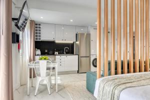 Beco Santa Emilia 4Q, a Home in Madeira