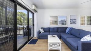 Modern Unit With Penthouse Views