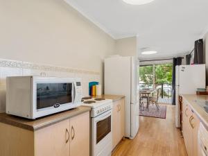 15 Dorset Court Carrickalinga
