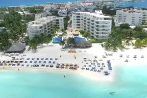 Ixchel Beach Hotel - Isla Mujeres