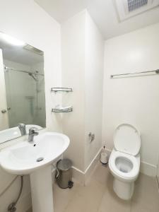 StayHere BGC City Studio in SOMA near SM Aura