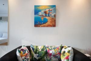 StayHere BGC City Studio in SOMA near SM Aura