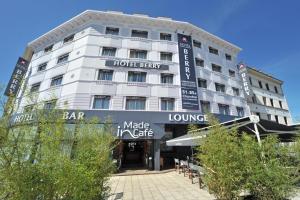 Hotels The Originals City, Hotel Le Berry, Bourges : photos des chambres