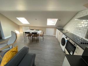 STUNNING 1 BEDROOM FLAT IN WOOD GREEN