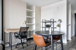 South End 1br w rooftop gym nr restaurants BOS-865