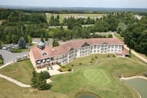 3 hvězdičkový hotel Golf Hotel de Mont Griffon Luzarches Francie