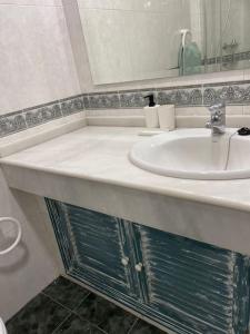 Estudio en Fuengirola con vistas al mar