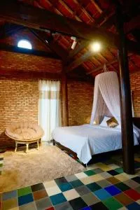 Lim Village - Nam Ban - Ðưc Trọng