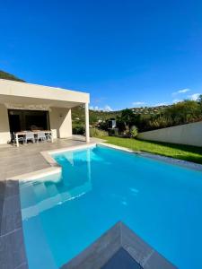 Villas Villa Cavalaire luxueuse & calme avec piscine : photos des chambres