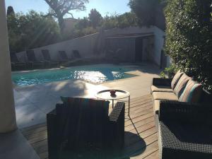 Villas Villa Cavalaire luxueuse & calme avec piscine : photos des chambres