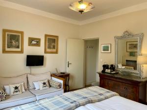 B&B / Chambres d'hotes La Villa de Chinon : Chambre Double ou Lits Jumeaux - Vue sur Jardin