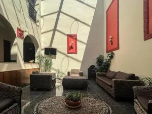 ADG Luxurious Apartments - 乐托卡亚