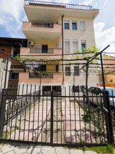 Berta Garden Apartmen