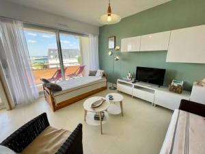 Studio rénové, balcon, animaux admis, parking - FR-1-478-1