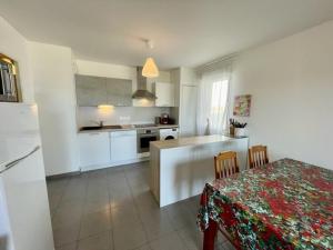 Quiberon: 3 pièces, 65m², Wi-Fi, proche plage - FR-1-478-25