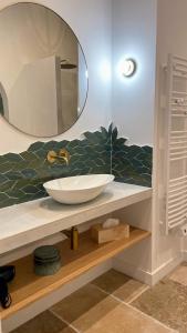 Appartements Home Chic Home - Les Suites de La Comedie : photos des chambres