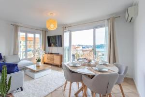 Appartements L9 Villefranche Bay view Suite / Terrasse &AC 2 rooms : photos des chambres