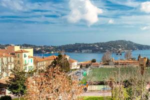 Appartements L9 Villefranche Bay view Suite / Terrasse &AC 2 rooms : photos des chambres