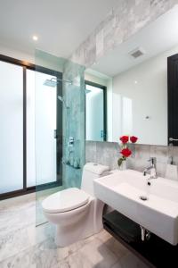 The cozy private pool villa