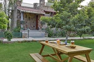 Vatsalya Vihar - A Luxury Pool Villas Resort