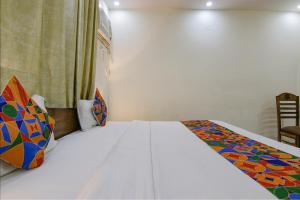 FabHotel Waypoint Inn