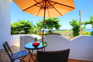 Phòng Giường Đôi Nhìn Ra Biển (Double Room with Sea View)