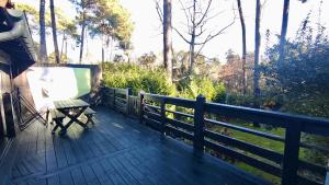 Maison bois au bord du lac