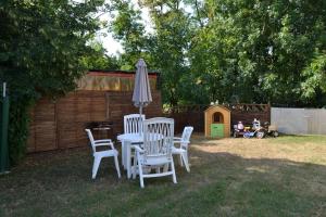 Appartements le p'tit studio au calme au pied du Jura : photos des chambres