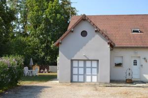 Appartements le p'tit studio au calme au pied du Jura : photos des chambres