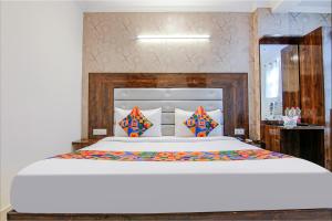 FabHotel Airport Avalon - Nr IGI Airport New Delhi