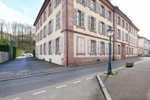 Appartements Le Petit Jardin - Appt pour 4 avec Bain a remous : photos des chambres
