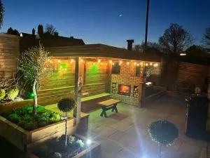 1 The Cottage - Appley Bridge