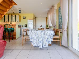 Maisons de vacances Holiday Home Chez Lilo - SNT400 by Interhome : photos des chambres