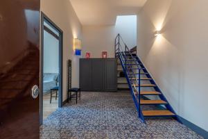 Porta di Castro Design Apartment with Terrace by Wonderful Italy
