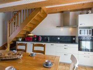 Maisons de vacances Holiday Home Ty Coz ar Mor by Interhome : photos des chambres
