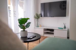 Appartements Le Petit Martial - coeur de ville,refait a neuf,tout equipe, parking : photos des chambres