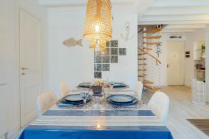 Sanremo Amazing Apartment with Private Parking