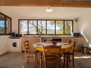 Maisons de vacances Holiday Home Le Cabanon by Interhome : photos des chambres