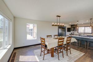 Pet-Friendly Victor Home with Fire Pit and Large Yard!